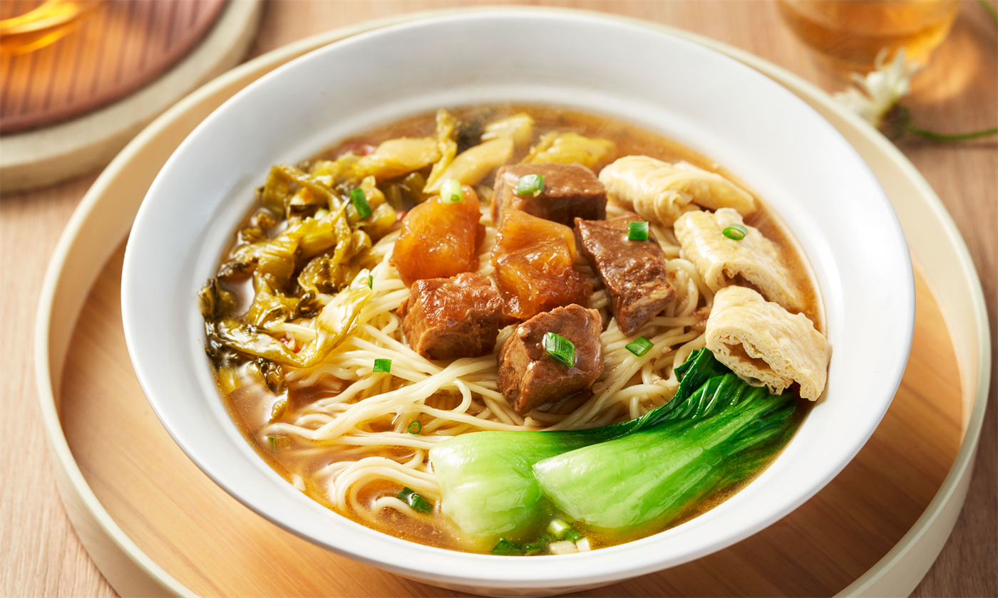 老壇酸菜牛腩面_副本 老壇酸菜牛腩面_副本